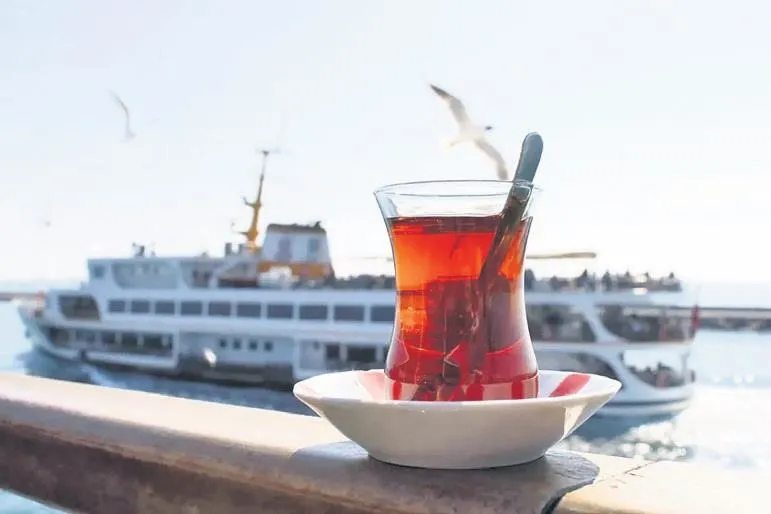 Vapurda taze çay devri kapanıyor mu? Vapurda taze çay devri kapanıyor mu?