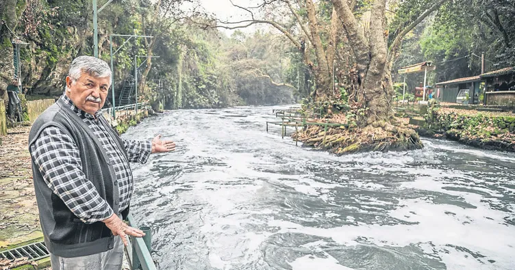 Düden Şelalesi’nde koku sorunu