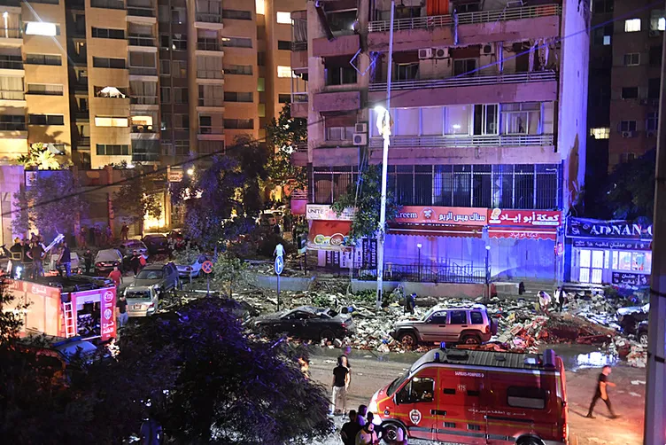 SON DAKİKA | İsrail Lübnan’a kara harekatı başlattı! Tanklar sınırdan ilerliyor