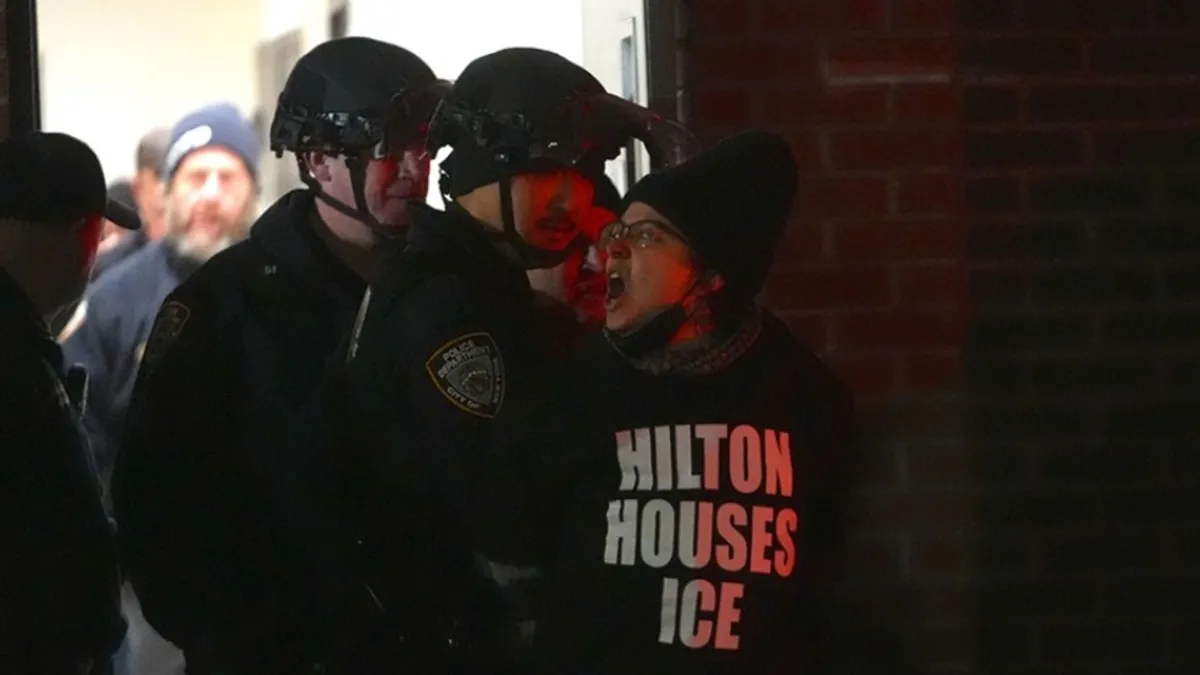 ABD’de ICE karşıtı protestolar: 18 gözaltı! ABD’de ICE karşıtı protestolar: 18 gözaltı!