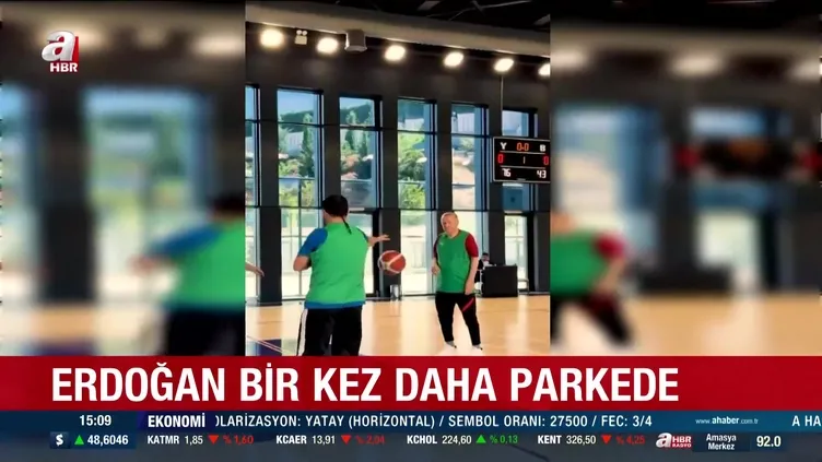 Başkan Erdoğan, çalışma arkadaşlarıyla birlikte basketbol oynadı