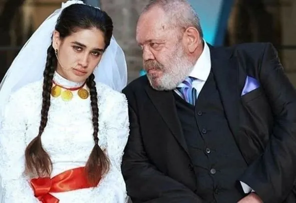 Bir dönemin yıldız oyuncusuydu! Şimdiki haline kimse inanamıyor: Evlere temizliğe gidiyor...