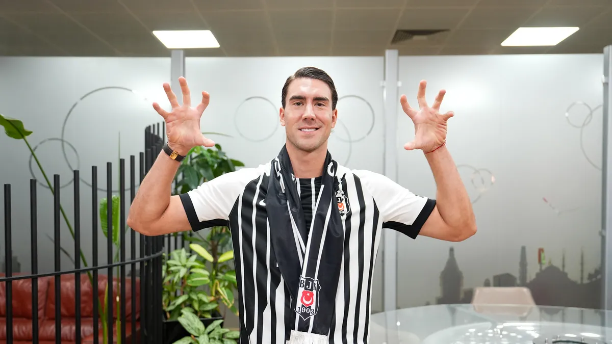 SON DAKİKA! Dusan Vlahovic resmen Beşiktaş'ta! İşte ilk sözleri...