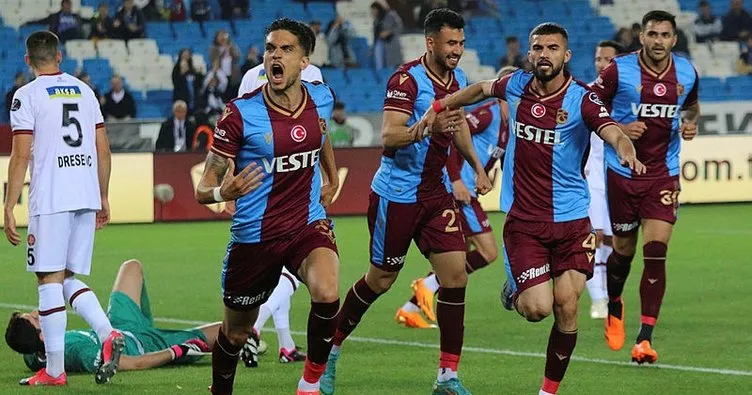 Son dakika haberleri: Trabzonspor, Fatih Karagümrük’e gol oldu yağdı!