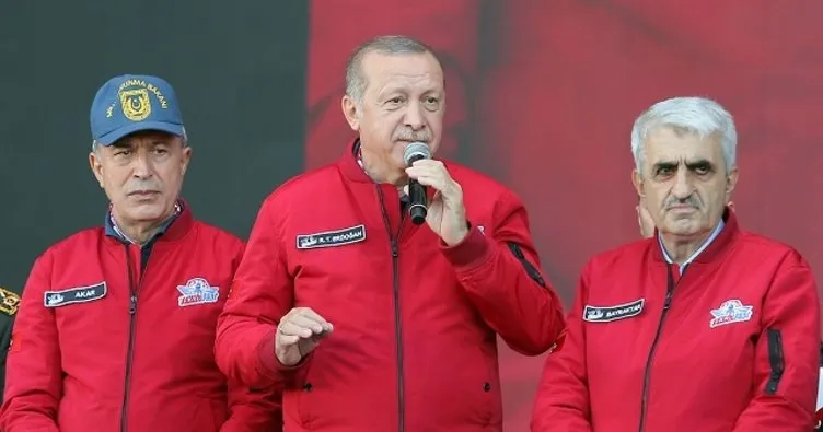 Başkan Erdoğan Özdemir Bayraktar ile arasında geçen diyaloğu ilk kez anlattı: Ağabey ben sana lütufta bulunmuyorum