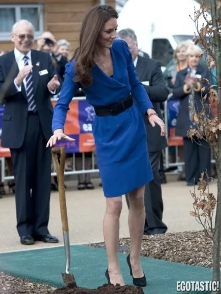 Kate Middleton kolları sıvadı!