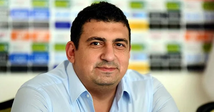 Ali Şafak Öztürk yine istifa etti
