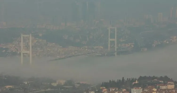İstanbul Boğazı yoğun sis nedeniyle transit gemi geçişine kapatıldı