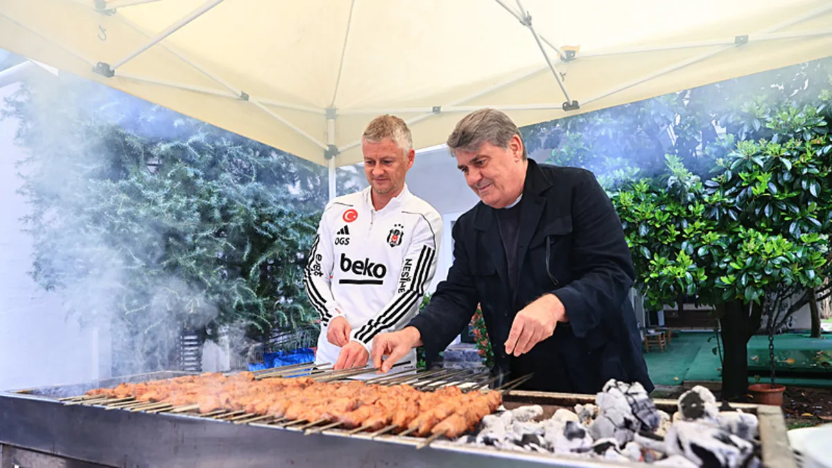 Başkan Serdal Adalı, takımla bayramlaştı! Başkan Serdal Adalı, takımla bayramlaştı!