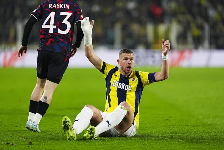 Son dakika haberi: Fenerbahçe gözünü ona dikti! Dzeko yerine yeni golcü...