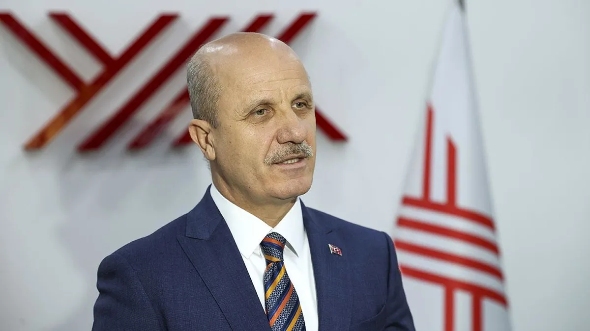 Üniversite kayıtlarında son gün! YÖK Başkanı Erol Özvar'dan mazeret kaydı açıklaması haber görseli