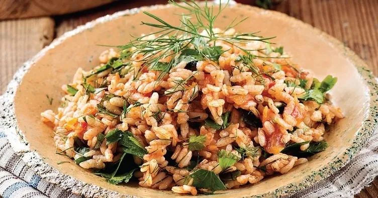 Domatesli otlu pilav tarifi