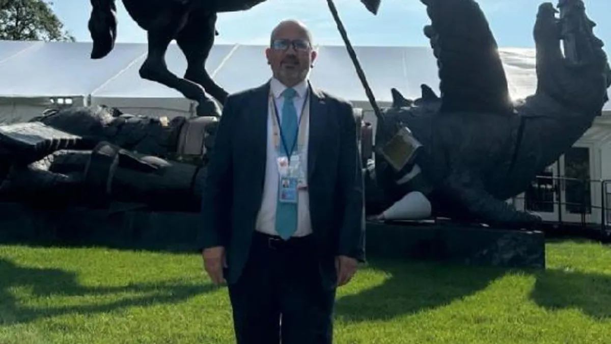 Canavarın hakkından gelmek! Canavarın hakkından gelmek!