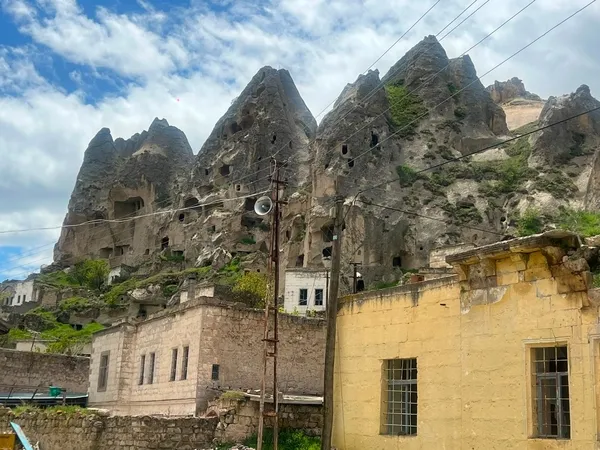 kanser-koyunden-hayalet-koye-karainin-huzunlu-hikayesi-1787556940170.jpg