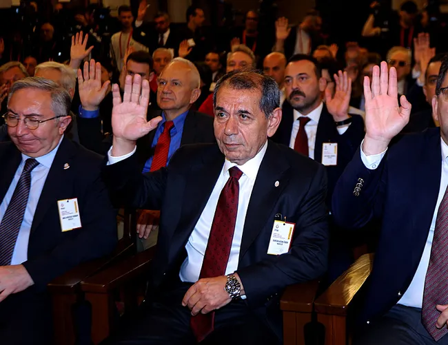 dursun-ozbek-secim-gunleri-galatasarayin-bayram-gunleridir-1779524326949.jpg