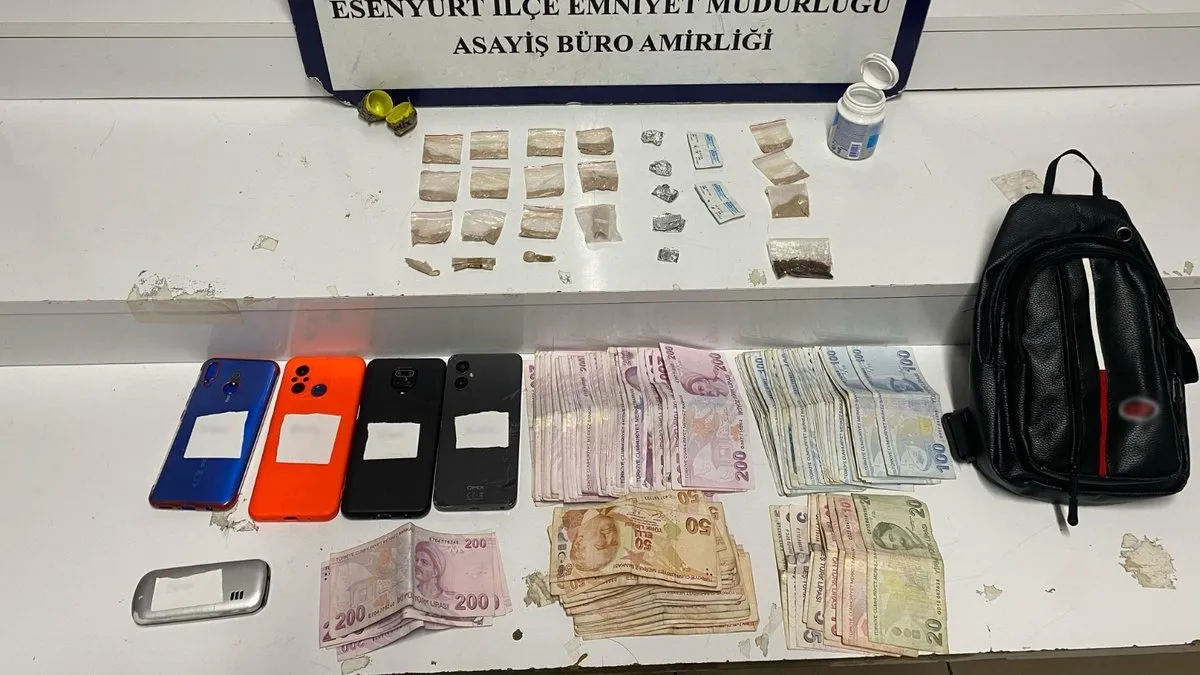 İstanbul'da uyuşturucu operasyonu: Hepsi suçüstü yakalandı...