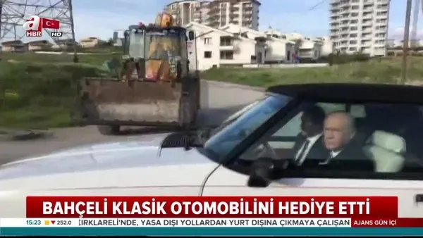 MHP Lideri Bahçeli klasik otomobilini hediye etti