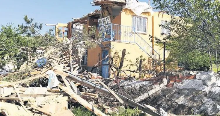 Çorum’da hortum hasara yol açtı