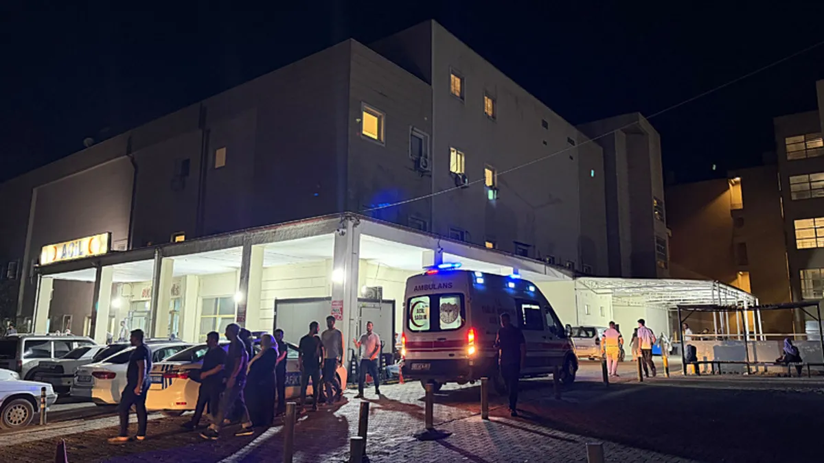 Şanlıurfa’da yol kavgası kanlı bitti: 2 yaralı!