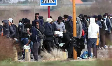 Paris’te bir tırda 58 göçmen bulundu