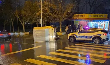 Bayrampaşa’da kamyonet devrildi: 3 yaralı