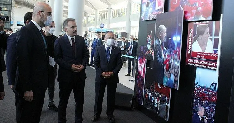 İstanbul Havalimanı’nda darbe girişimi fotoğrafları sergisi