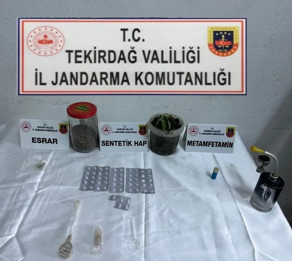 tekirdag-jandarma-komutanligindan-uyusturucu-denetimleri-cok-sayida-madde-ele-gecirildi-1719517161472.jpeg