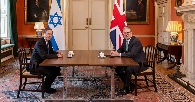 Herzog’un Londra ziyareti olaylı geçti: İsrail Cumhurbaşkanı’na şüpheli paket şoku