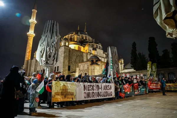 israilin-mescid-i-aksa-zulmu-istanbulda-protesto-edildi-1773921097557.jpg