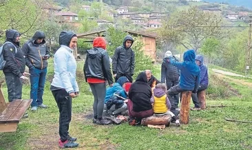 Çocuklu kampta çadır keyfi