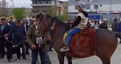 Uçar, motorları solladı! Kırkbulak’ta atlı şov! #igdir