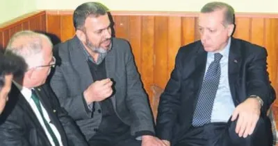 Şehit ailesine taziye ziyareti