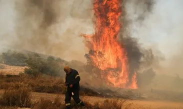 Türkiye orman yangınlarıyla mücadele için Yunanistan’a 2 uçak ve 1 helikopter gönderiyor