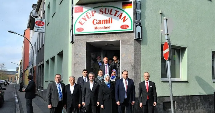 “İslam ve Müslüman Karşıtlığını İnceleme Alt Komisyonu” Almanya’da Eyüp Sultan Camisi’ni ziyaret etti