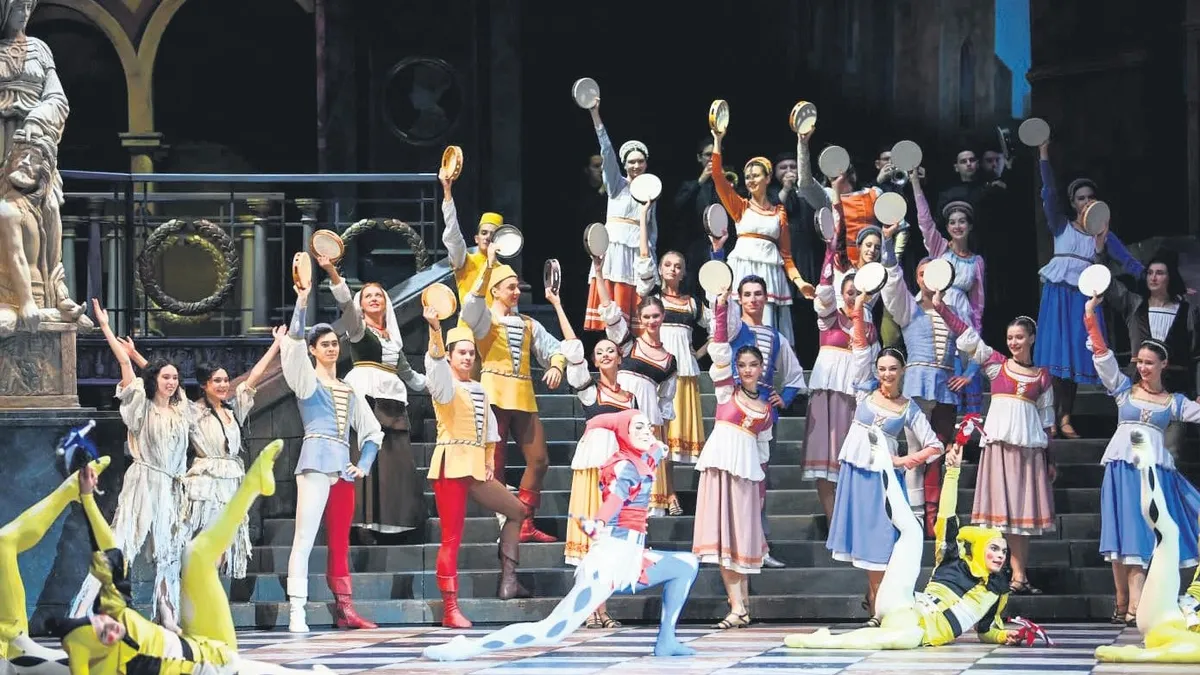 Bolşoy Balesi, AKM’de Romeo ve Juliet’le büyüledi Bolşoy Balesi, AKM’de Romeo ve Juliet’le büyüledi