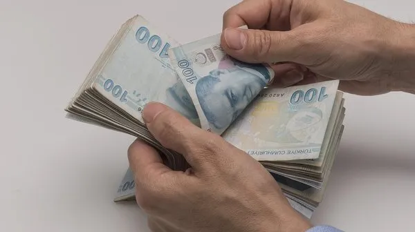 Emekliye üç ayrı ödeme! Ağustos maaşı, zam farkı ve 1000 TL ikramiye
