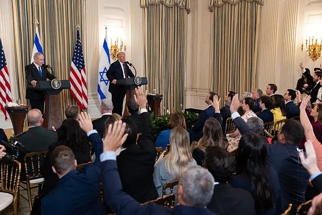 ABD basınından flaş iddia! Trump, Netanyahu’yu telefonda azarladı: Argo ifadeler kullandı