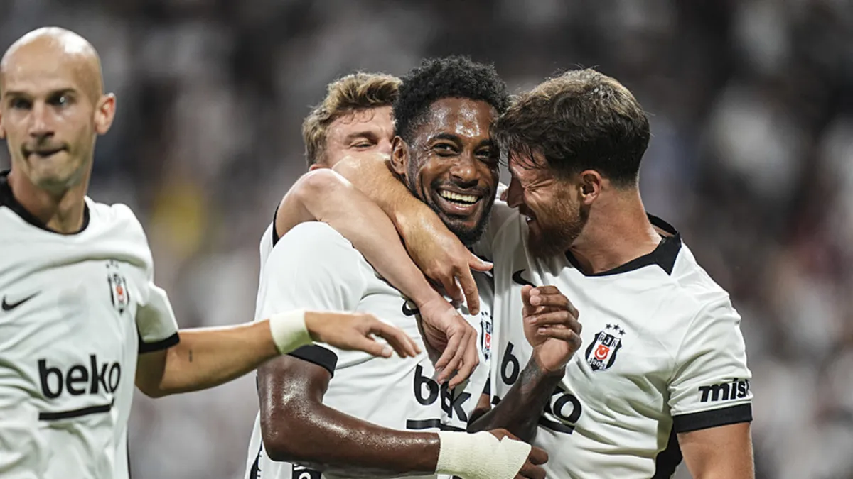 CANLI | Süper Lig’de Alanyaspor - Beşiktaş maçı! Ne zaman, saat kaçta, hangi kanalda? haber görseli