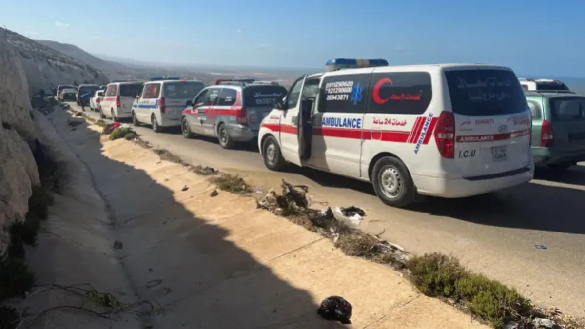 Libya’da ambulans helikopter askeri üsse çakıldı: 5 ölü