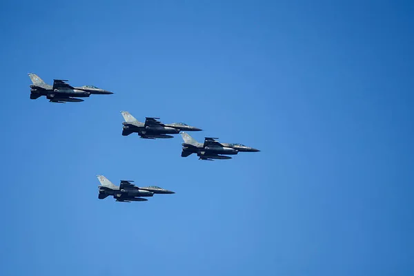 Pompeo'dan Yunan televizyonunda skandal çağrı: F-16 satmayın!