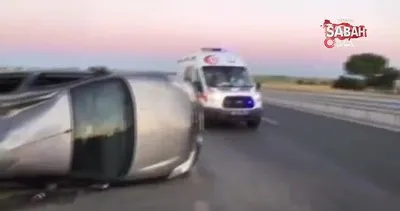 Edirne’de tırın sıkıştırdığı otomobil takla attı: 3 yaralı | Video