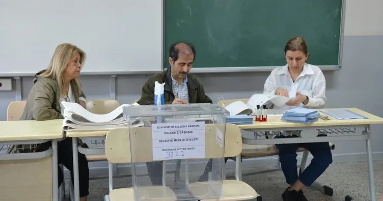 İstanbul’da oy kullanma işlemi başladı! En fazla seçmen Esenyurt en az Adalar’da