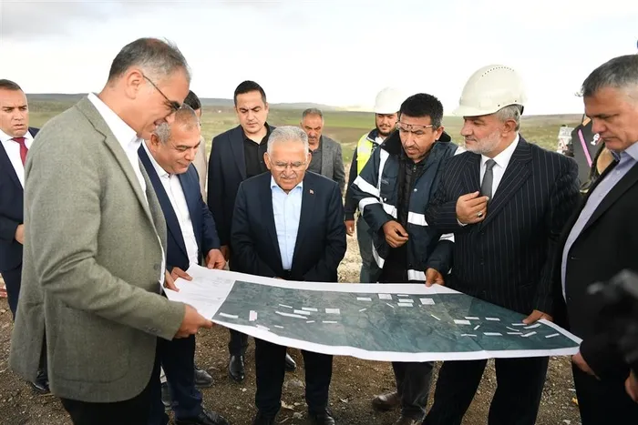 memduh-buyukkilic-50-yil-boyunca-su-sorunu-yasamayacak-altyapimiz-mevcut-1792735429885.jpg