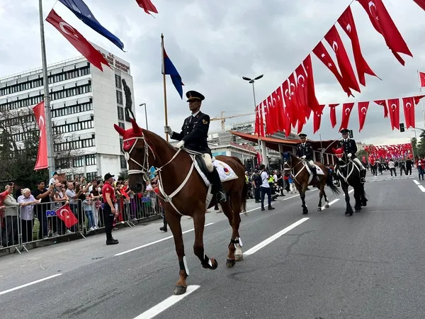 istanbulda-30-agustos-coskusu-resmi-torenle-kutlaniyor-1725008112141.jpg