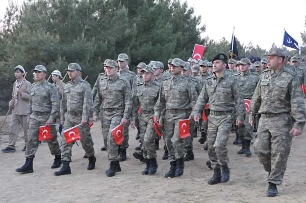 Sabah namazını kılıp yürüyüşe geçtiler