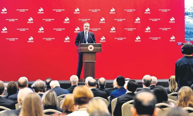 diplomasiden-asla-vazgecmeyecek-1792790334784.jpeg