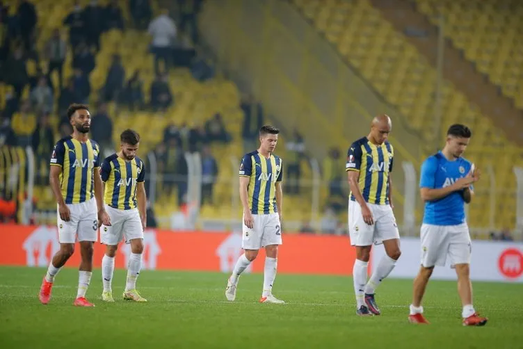 Son dakika Fenerbahçe haberleri: Vitor Pereira’ya şok sözler! Büyük takımın küçük hocasıysanız...