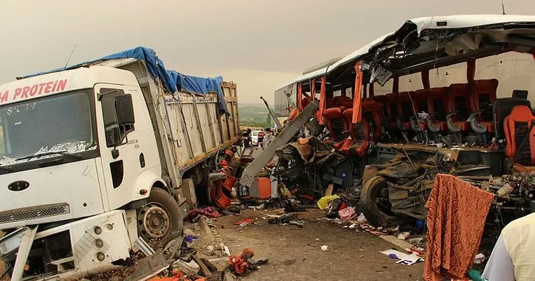 SON DAKİKA | Emniyet Genel Müdürlüğü listeyi açıkladı! İşte 2022 yılında en çok ölümlü kazaya karışan otobüs firmaları