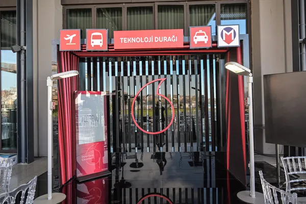 vodafone-business-tech-connectte-gelecegin-teknoloji-cozumlerini-lanse-etti-1745821995995.jpg