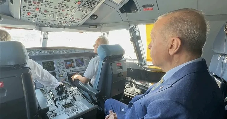 Başkan Erdoğan, Ercan Havalimanı’na inişi uçağın kokpitinden izledi
